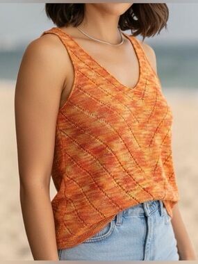 AQUA Women’s Size XL V Neck Sleeveless Top Orange Acrylic